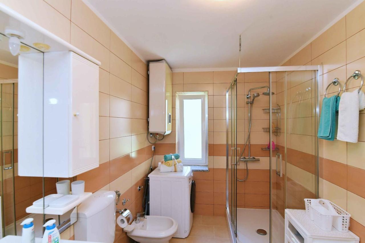 Apartment Leon Opatija Bagian luar foto