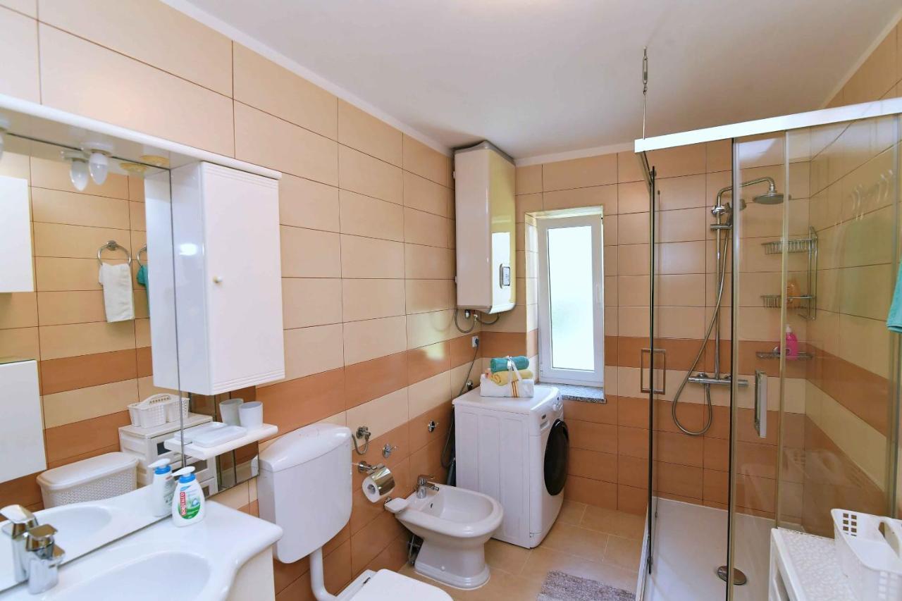 Apartment Leon Opatija Bagian luar foto